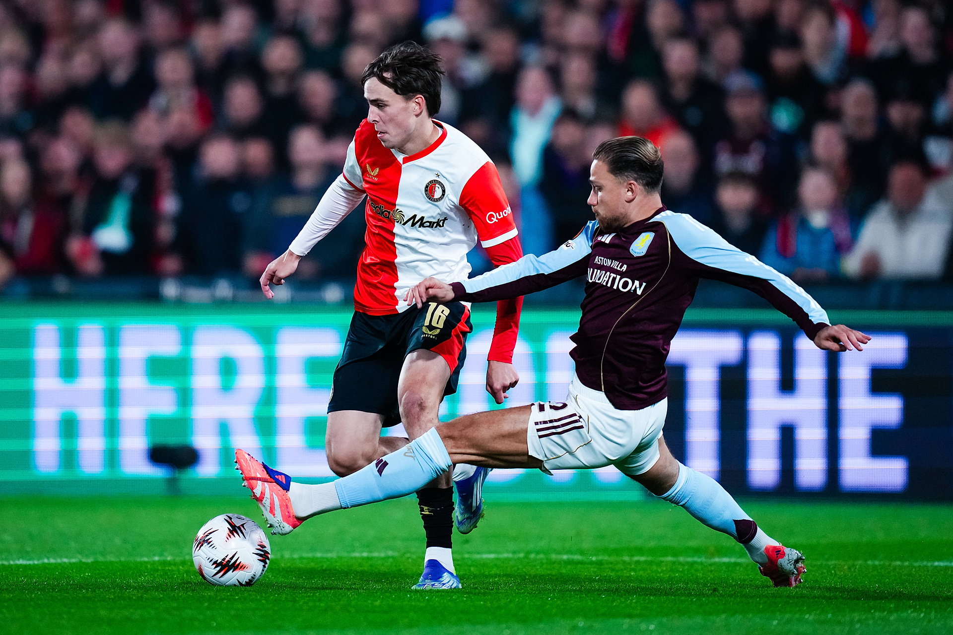 Aston Villa leżała na linach. Wtedy błysnął Matty Cash [WIDEO]