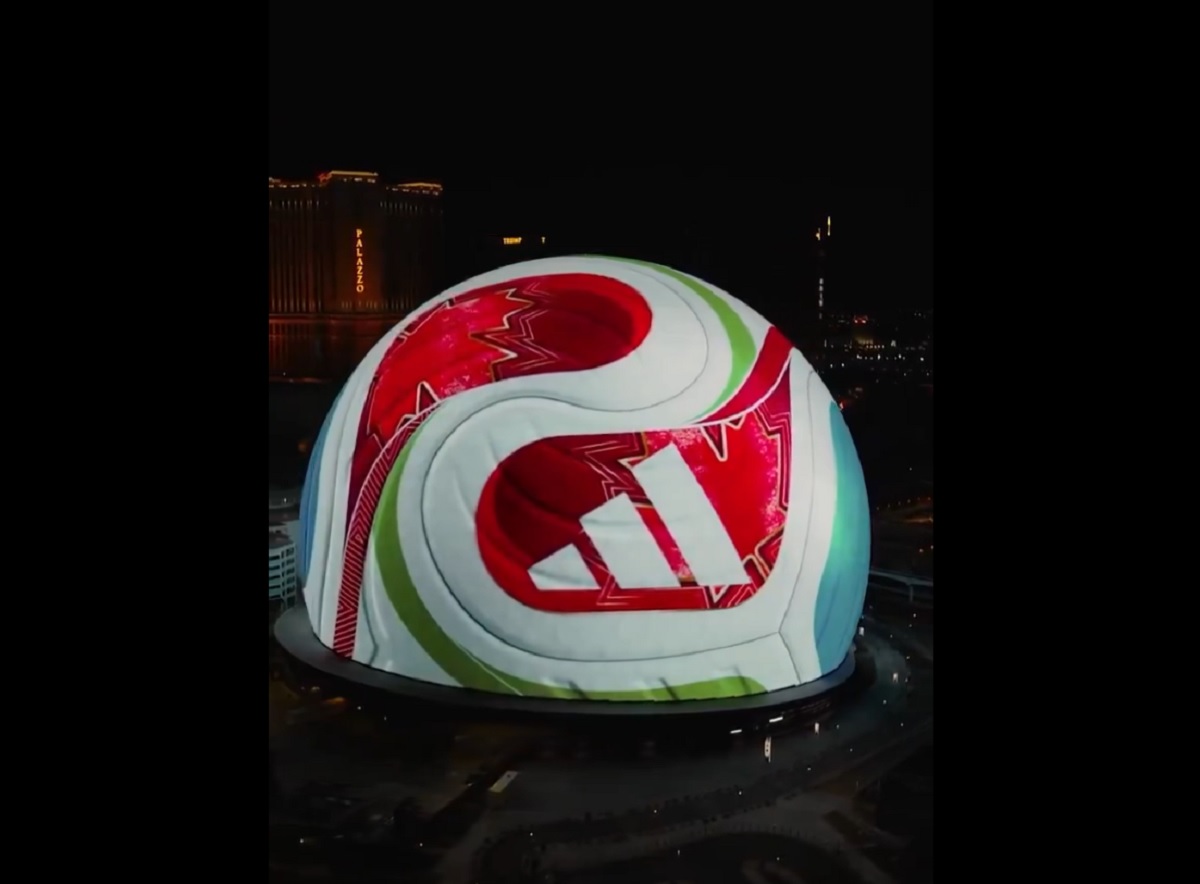 W taki sposób zaprezentowano piłkę MŚ 2026. Istny kosmos [WIDEO]