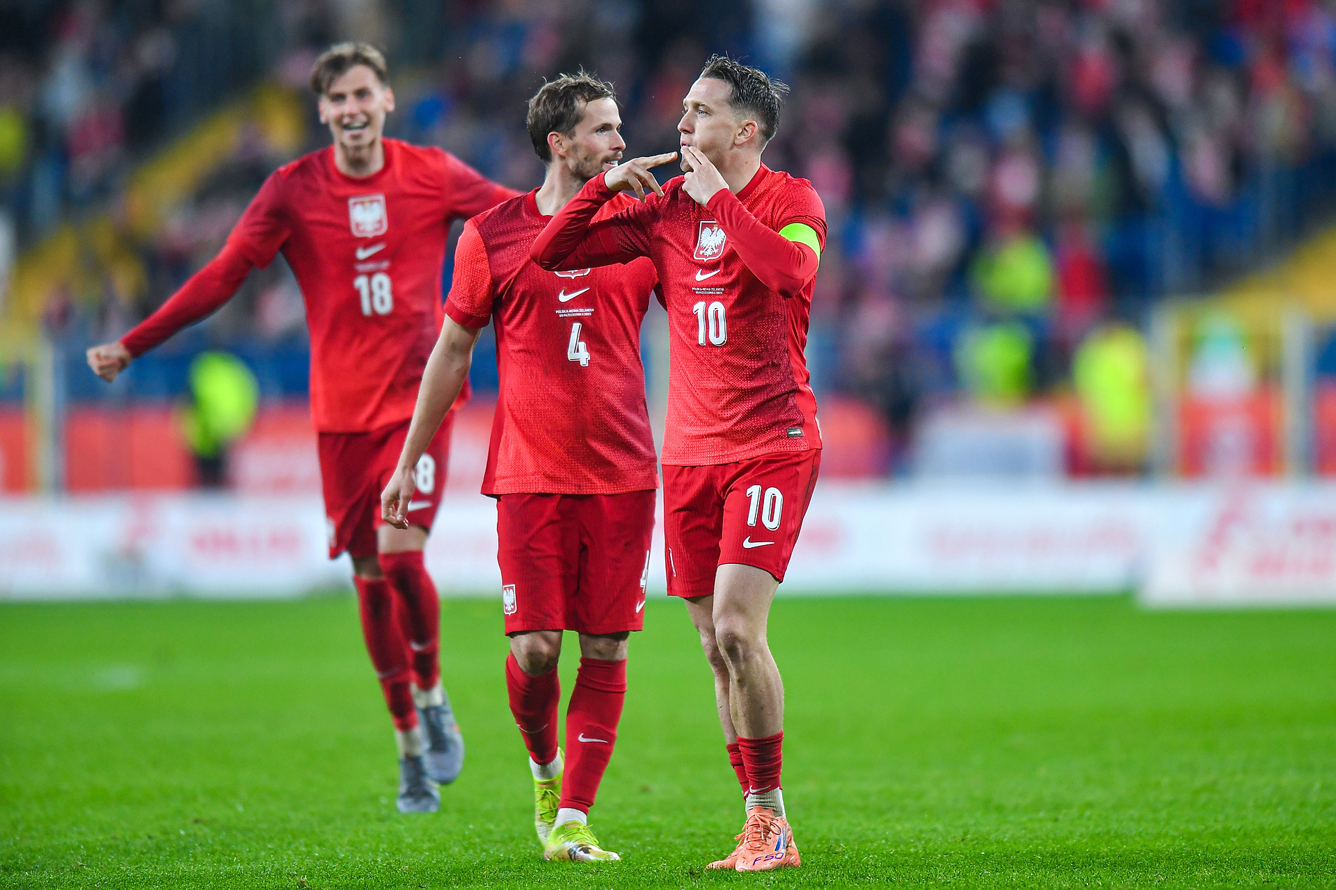 Piękny gol Zielińskiego. Ale zapakował! [WIDEO]