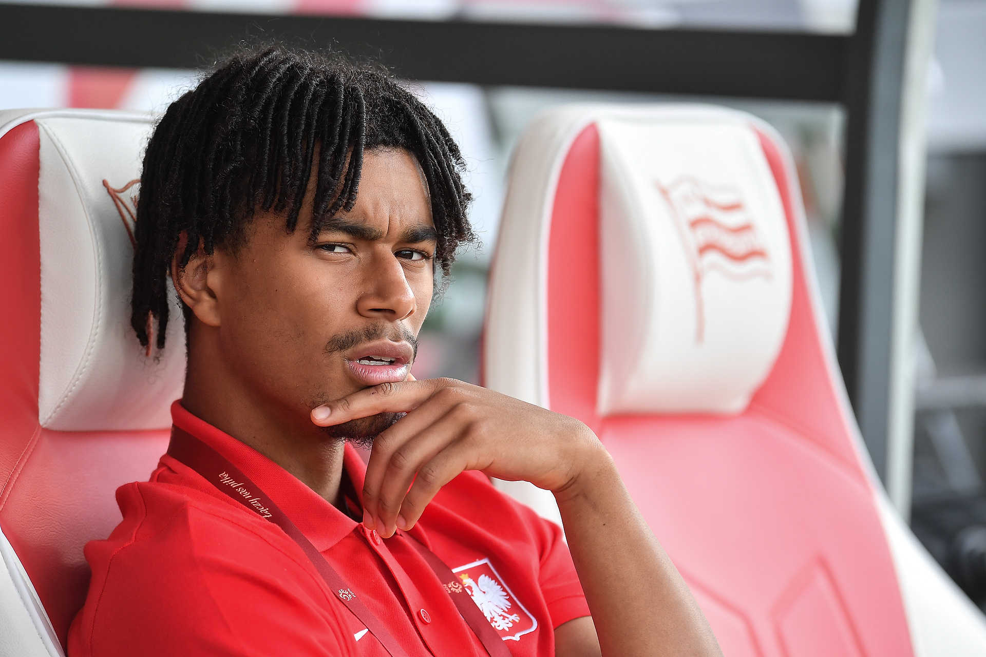 Chelsea kupiła Oyedele?! Ekspert zaskoczył. "Znam historię transferu"