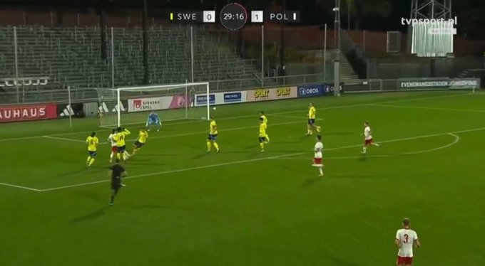 Pietuszewski poszedł jak Yamal! Cudowna akcja 17-latka [WIDEO]