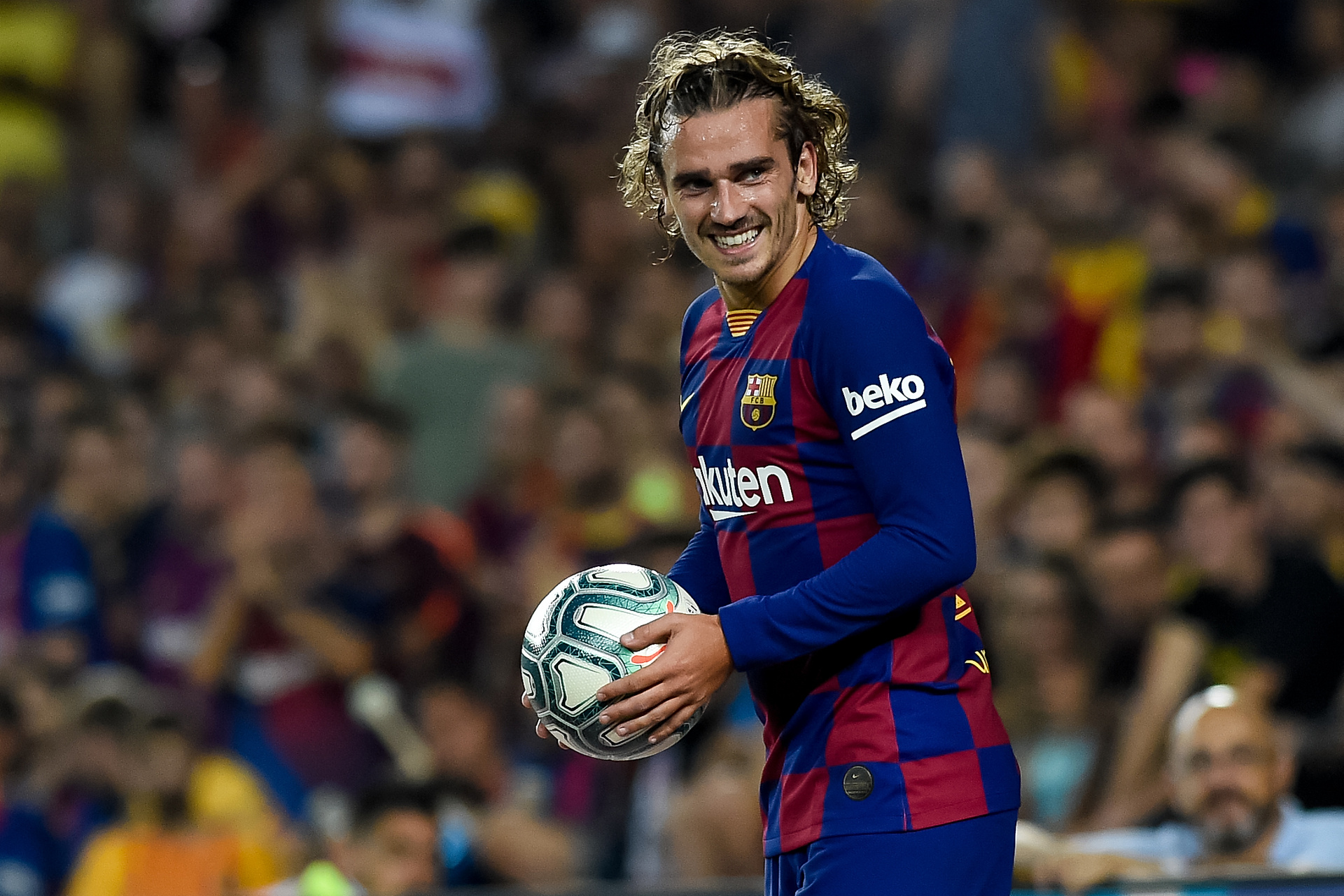 Barcelona zapłaciła Atletico za milczenie?! Afera z transferem Griezmanna