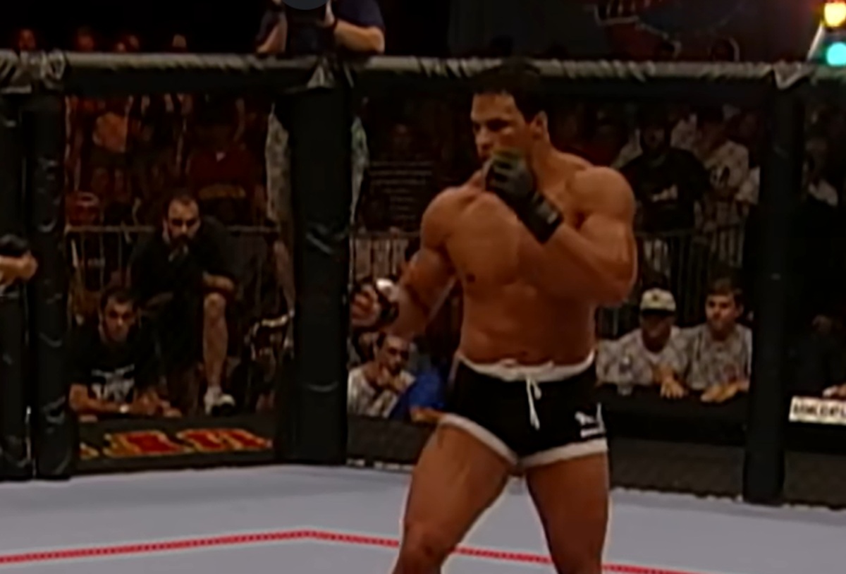Swoją brutalnością zmienił UFC. Wrócił zza grobu, teraz powstał o nim hitowy film