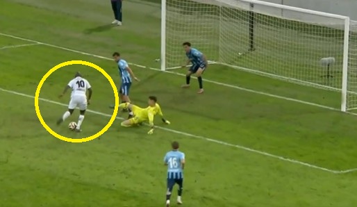 Klub Polaka rozniósł rywala w pył. Hat-trick zapomnianej gwiazdy [WIDEO]