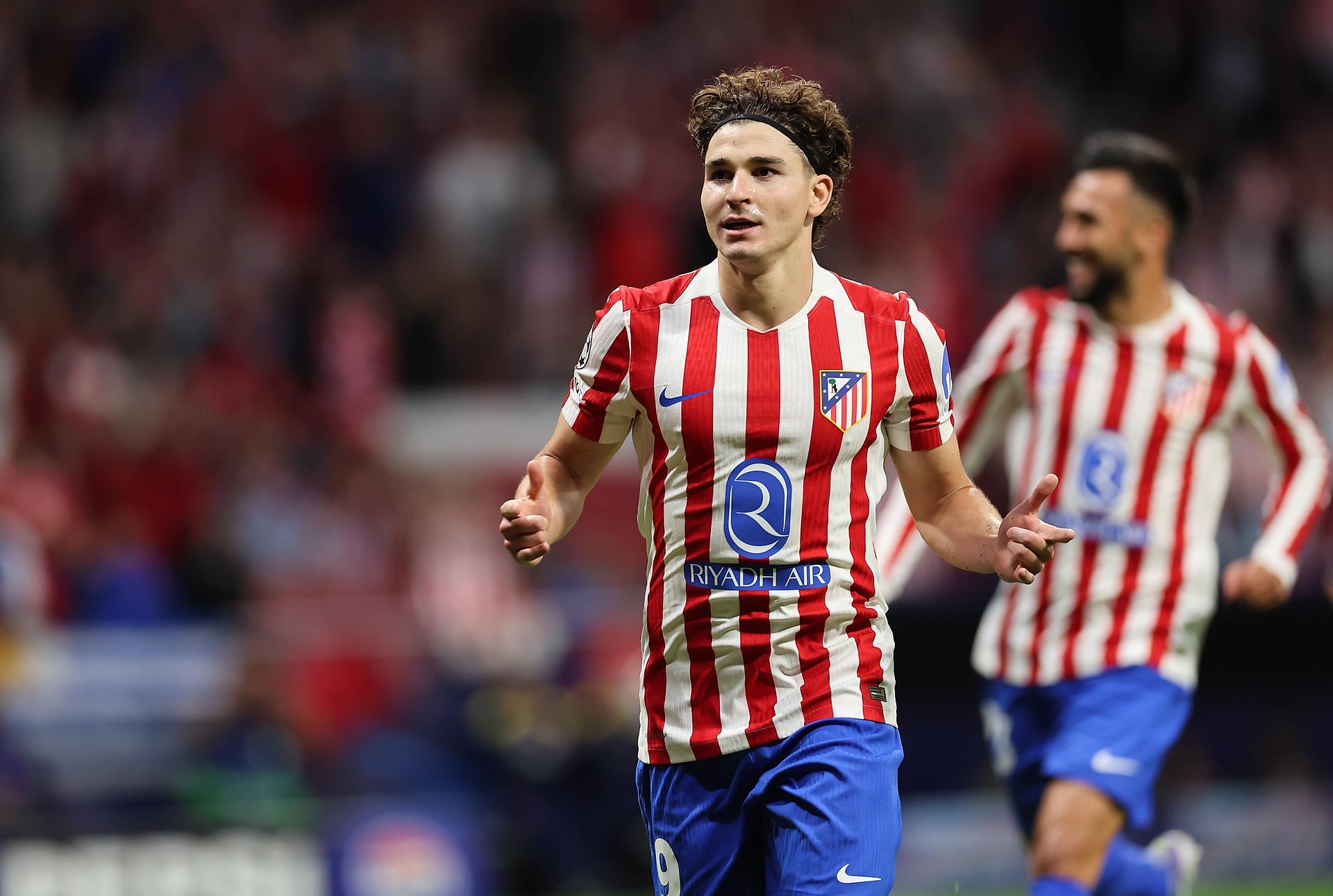 Hitowy transfer Alvareza?! "Będzie chciał odejść"