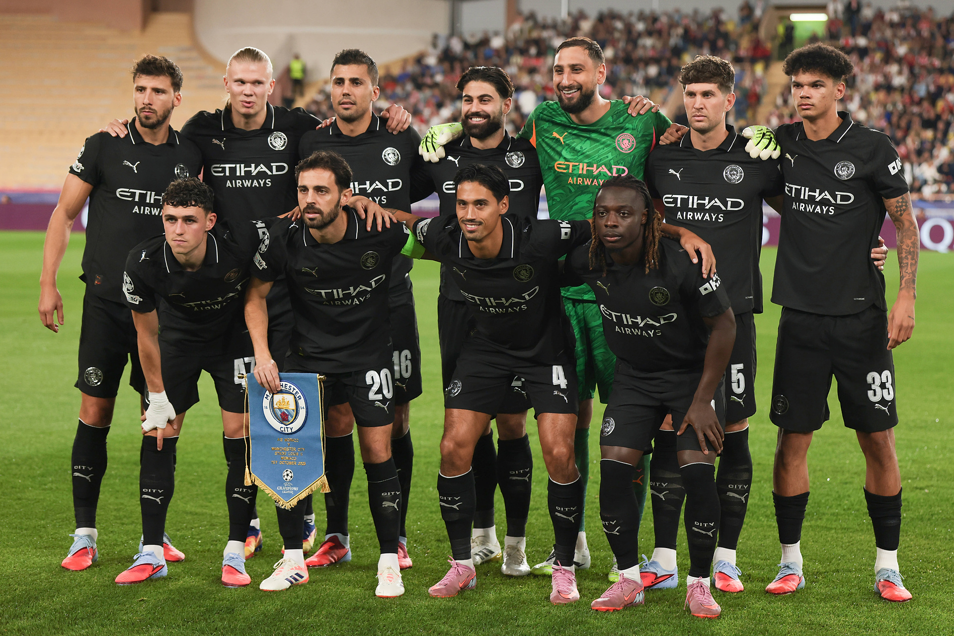 Chciał rzucić futbol i zostać koszykarzem. Man City zapłacił za niego 90 milionów euro