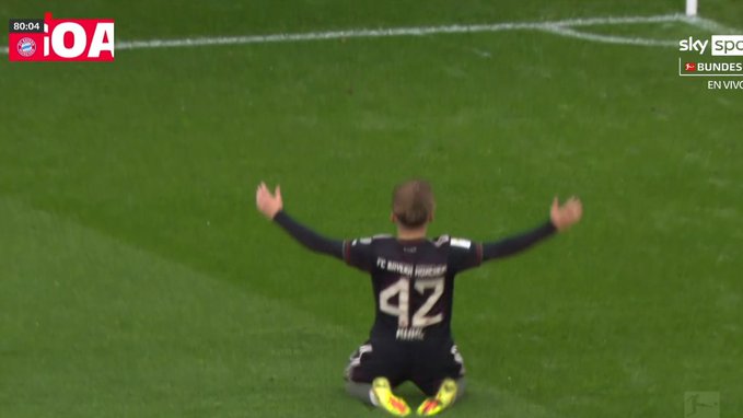 Cudowny 17-latek znów strzelił! Bayern lepszy od ekipy Polanskiego