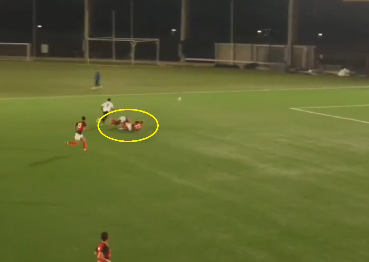 Pokonali Lecha w LK, tak grają w obronie. Kompromitacja [WIDEO]