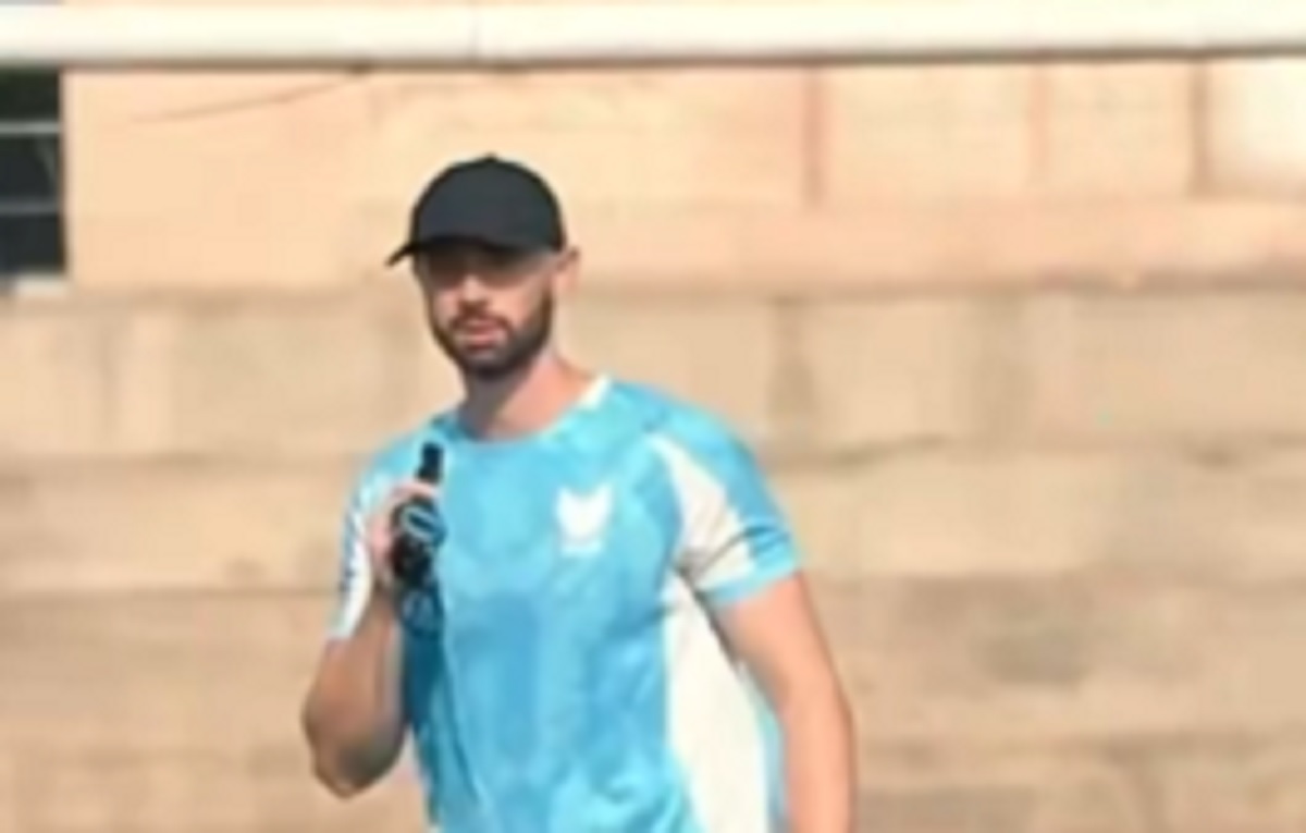 Bolesny początek Polaka w egzotycznym kraju. Blamaż na start