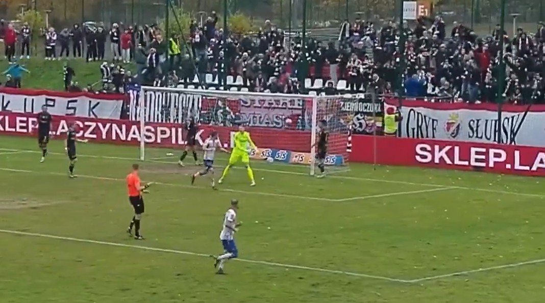 Lech o włos od kompromitacji! Ogromne szczęście z czwartoligowcem [WIDEO]