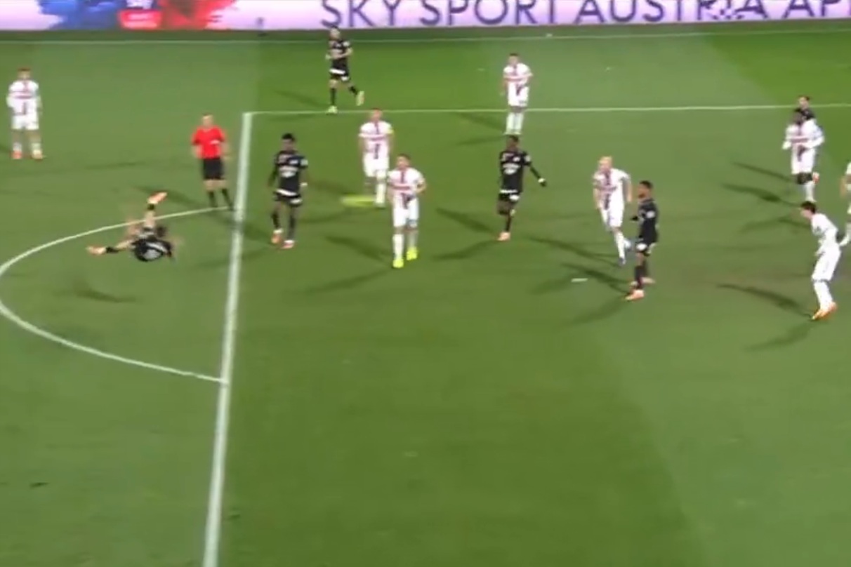 O rety! Młodzieżowy reprezentant Polski blisko pięknego gola [WIDEO]