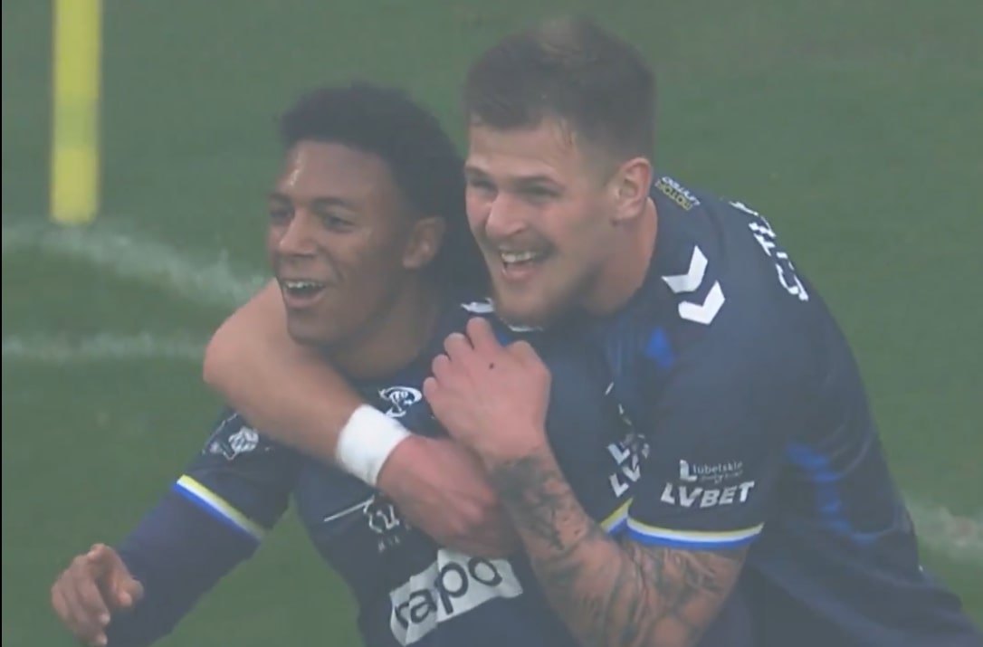 Ronaldo uciszył kibiców Lecha! Koszmarny początek "Kolejorza" [WIDEO]