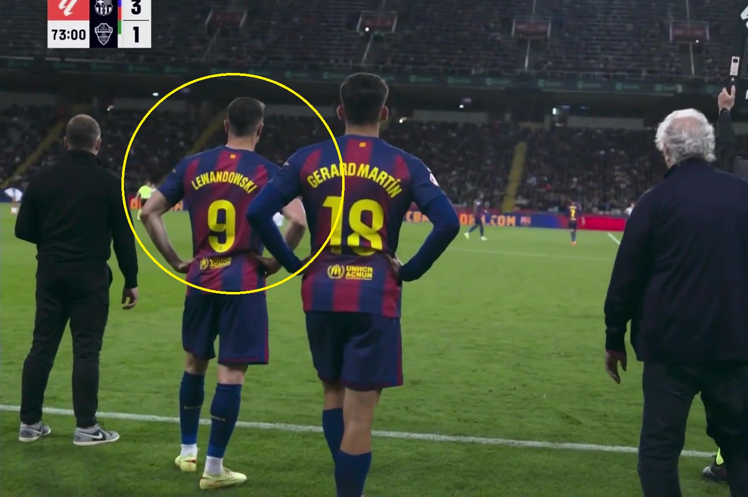 Lewandowski wrócił do gry! Flick długo trzymał go na ławce