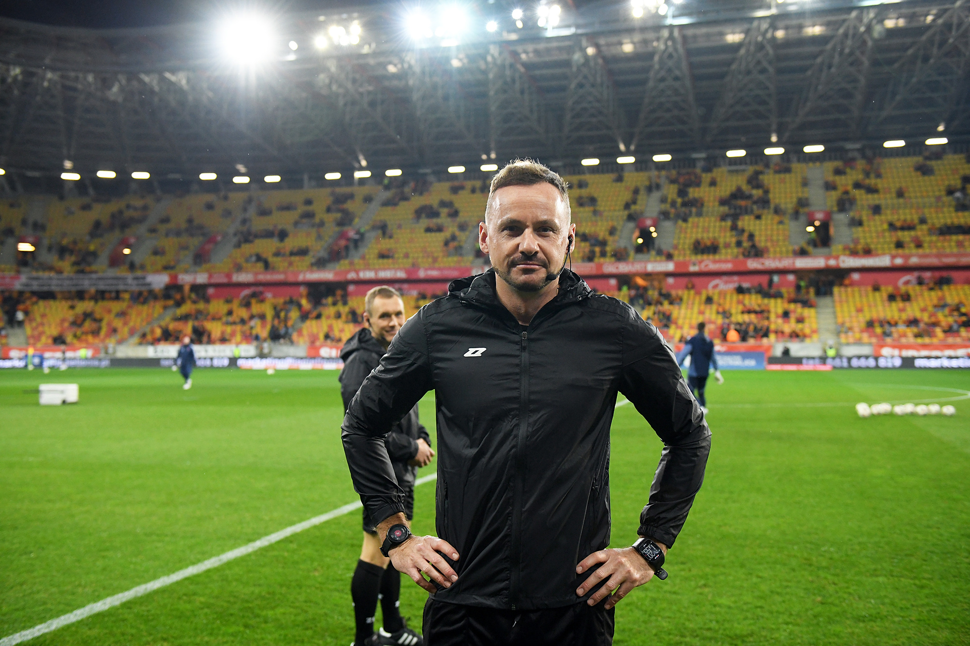 "Szacunek dla Raczkowskiego". Ekspert przemówił po aferze w Białymstoku