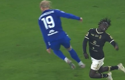 Komiczna symulka piłkarza Pogoni. Nie zagra w następnym meczu