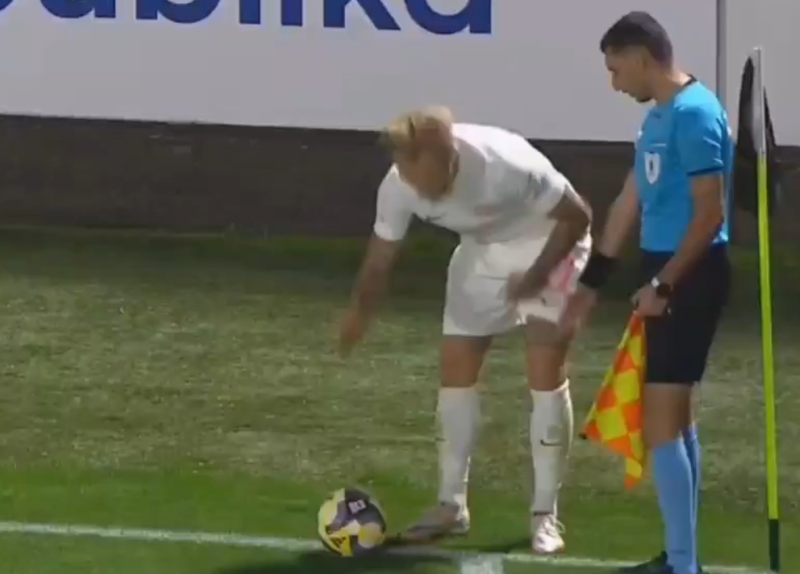 Puchacz z kolejną asystą. Zagrał z drużyną byłego gracza Lecha