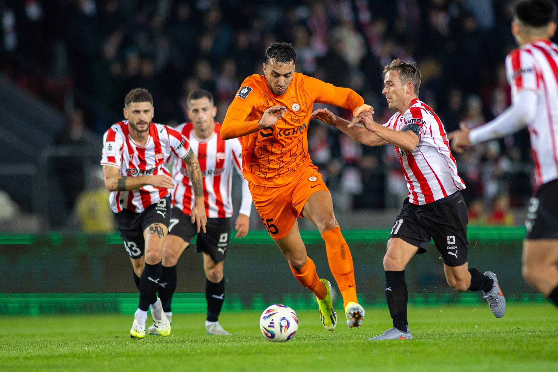 Bramkarz uratował Zagłębie. To nie był Gikiewicz