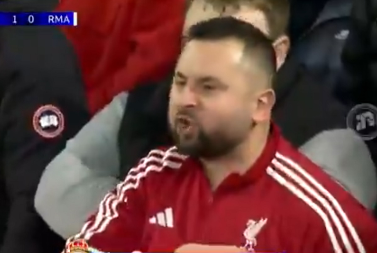 Absolutne złoto. Tak kibic Liverpoolu zareagował na wejście Trenta [WIDEO]