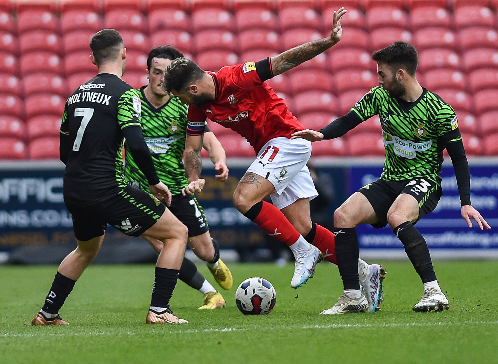 Strzelał w Lidze Europy, zagra w ósmej lidze. Szokujący zjazd