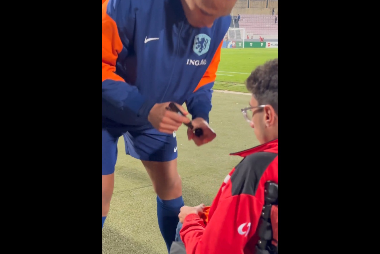 Znakomity gest Van Dijka. Ujawniono nagranie [WIDEO]