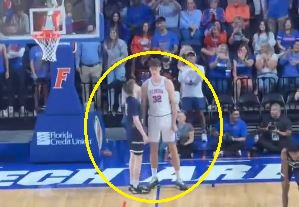 19-latek najwyższym koszykarzem w historii. Nie do wiary, ile ma wzrostu