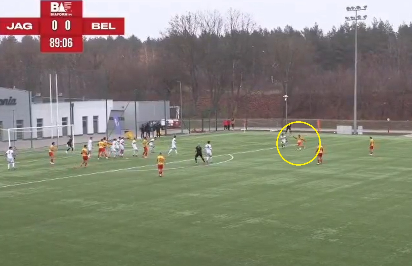 Kolejny wielki talent w Jagiellonii. Co za gol, czapki z głów! [WIDEO]