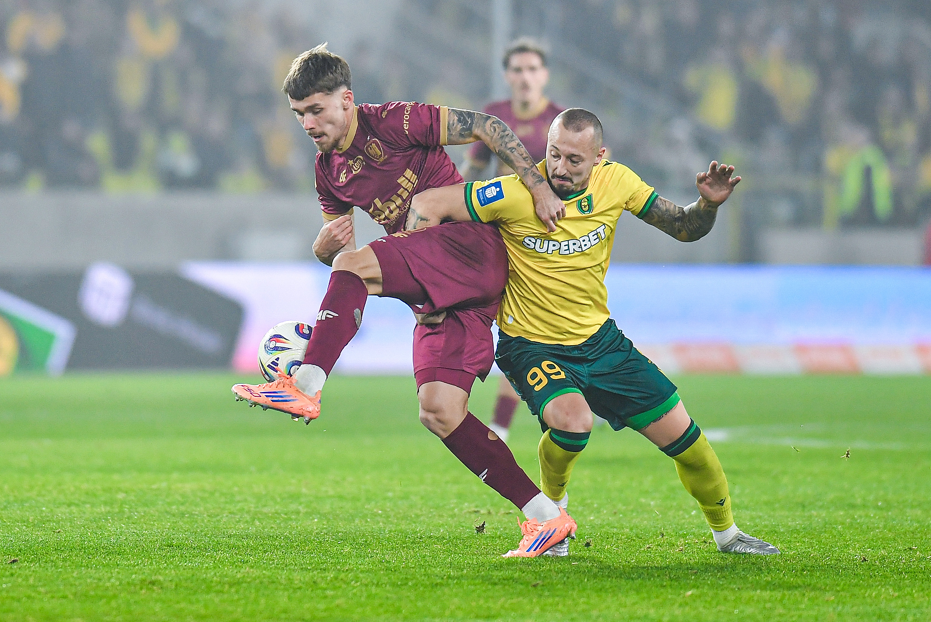 Cztery gole w derbach Górnego Śląska! Zmiana na dnie Ekstraklasy