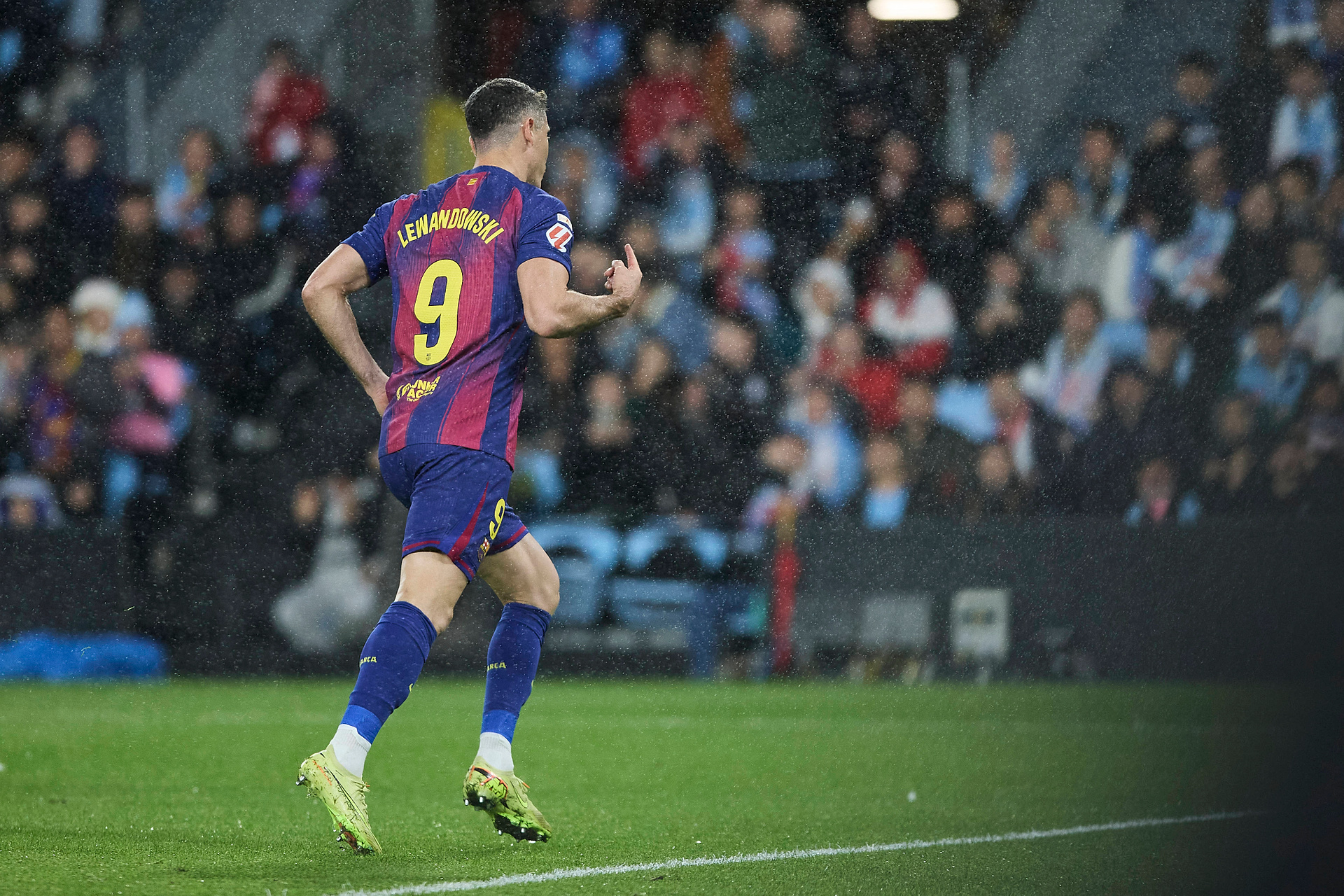 Tak Lewandowski świętował hat-tricka. Zdjęcie obiegło sieć [ZDJĘCIE]