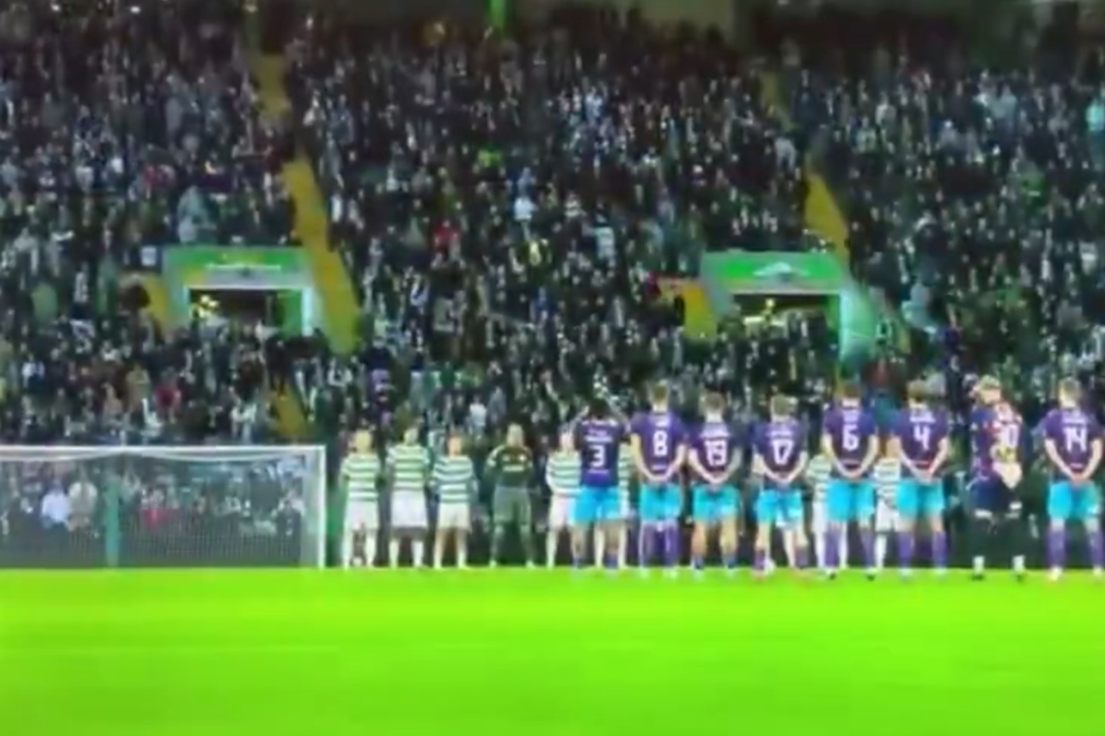 Skandaliczne zachowanie kibiców słynnego klubu. W sieci wrze [WIDEO]