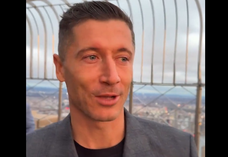 Patriotyczny gest Lewandowskiego! Tak zareagował [WIDEO]
