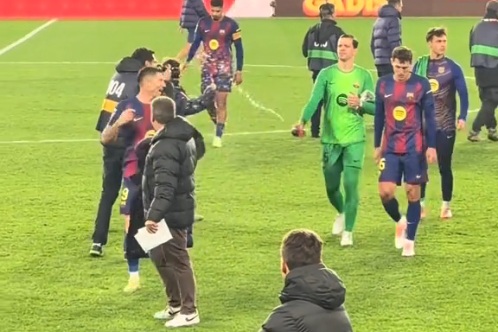 Oto, co Szczęsny zrobił Lewandowskiemu. Tego nie uchwyciły kamery [WIDEO]