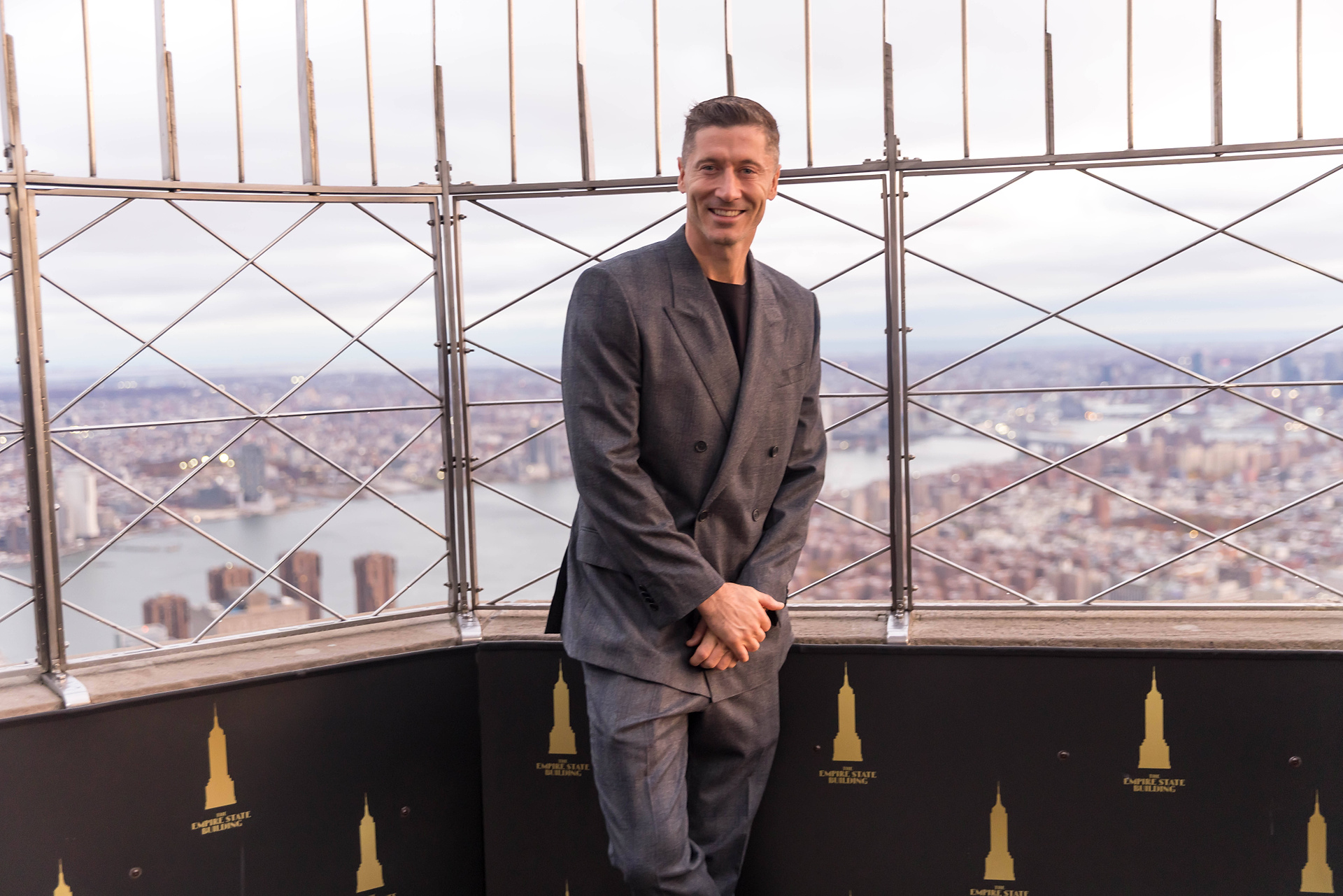 Były reprezentant grilluje Lewandowskiego. "Podważył autorytet trenera"