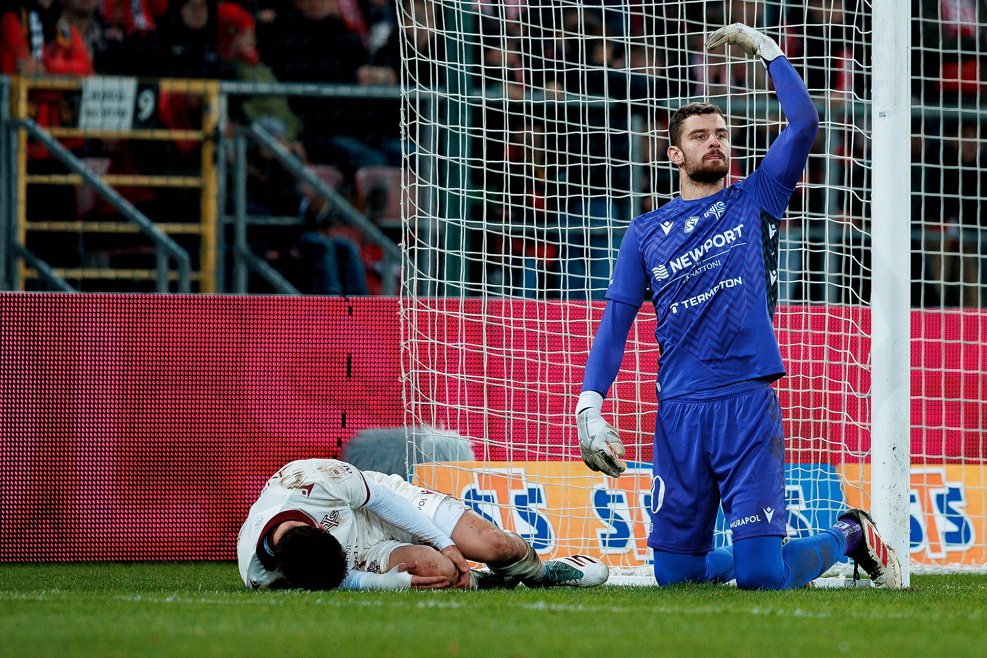 Najdroższy plac zabaw w Polsce. Bliżej spadku niż pucharów, karawana z pomyłkami jedzie dalej