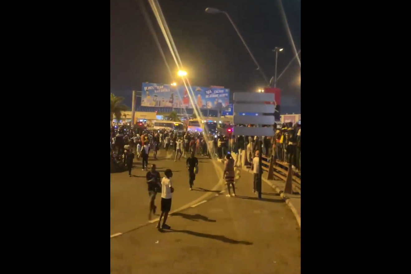 Hit. Tak przywitano Messiego w Angoli [WIDEO]