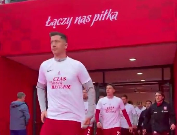 Piękny gest polskich piłkarzy. Zrobili to przed meczem z Holandią