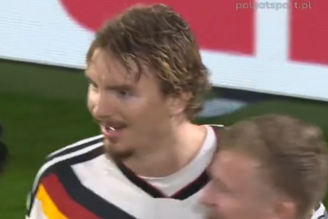 Niemcy wciąż bez awansu na mundial! Piłkarz Ekstraklasy uratował zespół