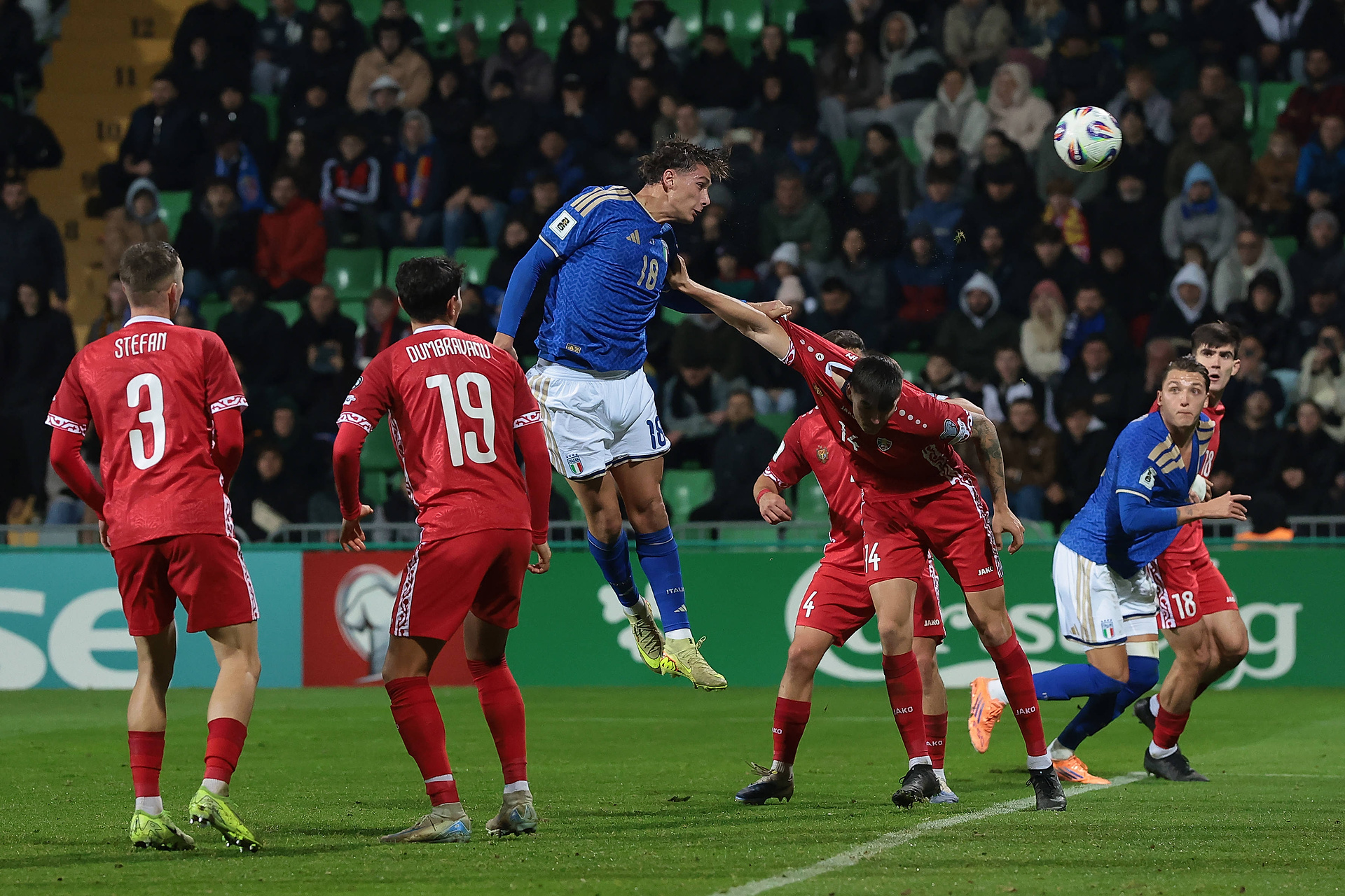 Przegrali 1:11, mogą zagrać w barażach o MŚ. To nie żart. Szanse rosną