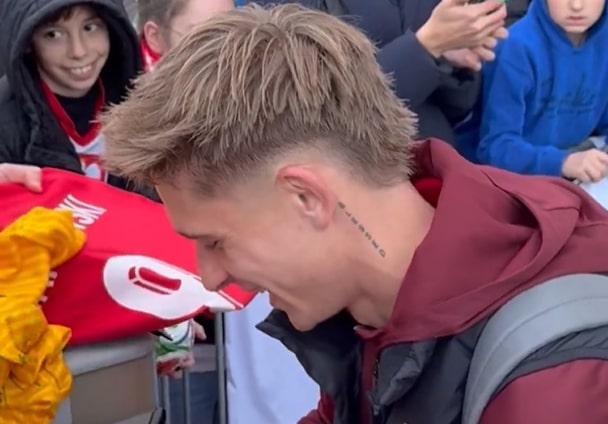 Reprezentant Polski rozbawił kibiców. "A Lewy cię lubi?" [WIDEO]