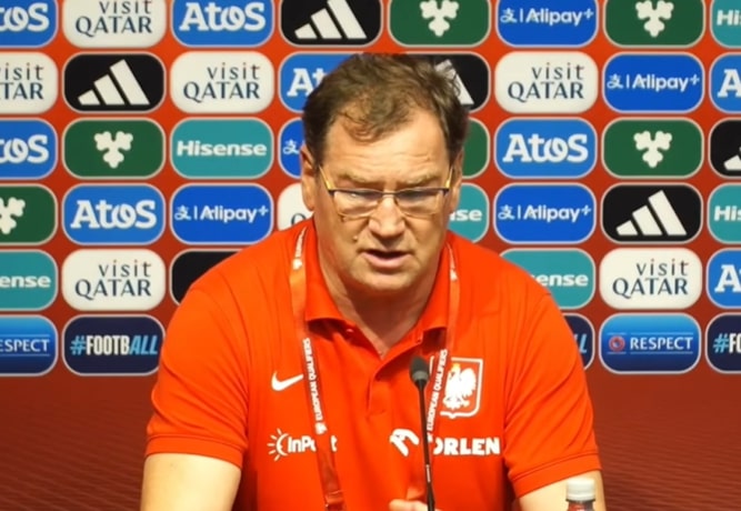 Urban rozpływa się nad reprezentantem Polski. "Zasługuje na powołanie, dlatego z nami jest"