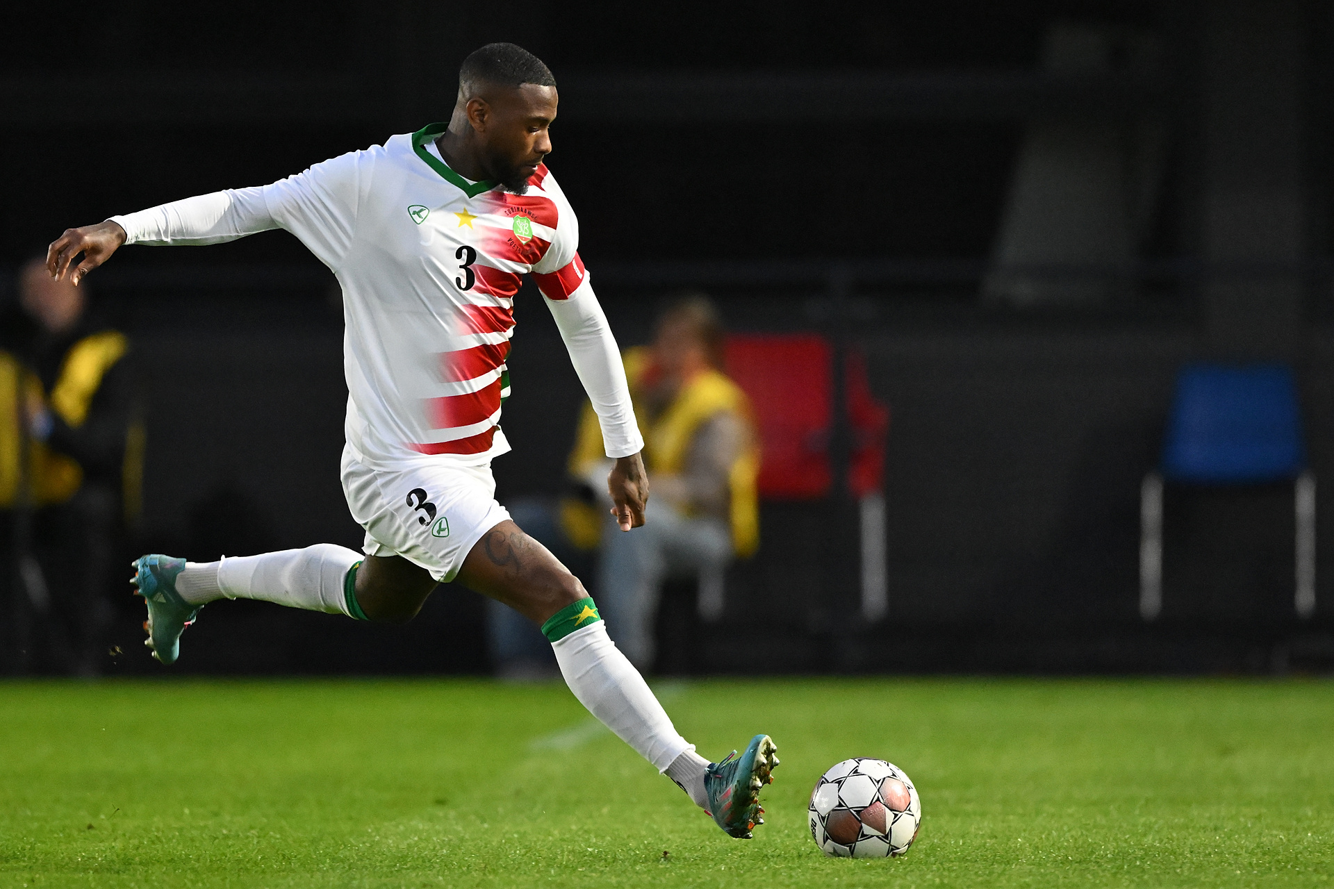 126. kraj rankingu FIFA krok od awansu na mundial. Niedawno grali amatorami