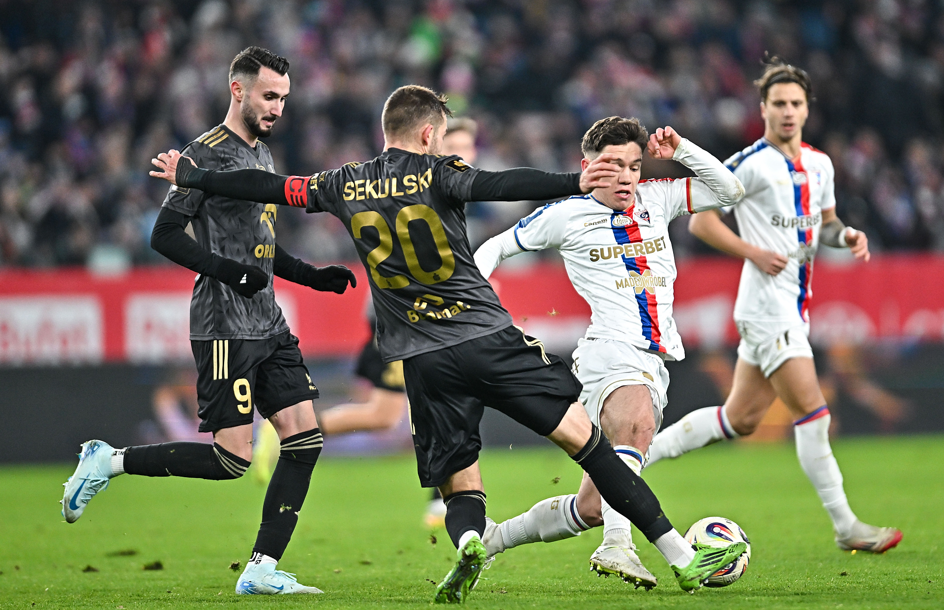 Wisła wciąż niepokonana! Lider Ekstraklasy zatrzymany