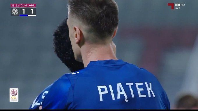 Ależ mecz Piątka. Dwie asysty Polaka