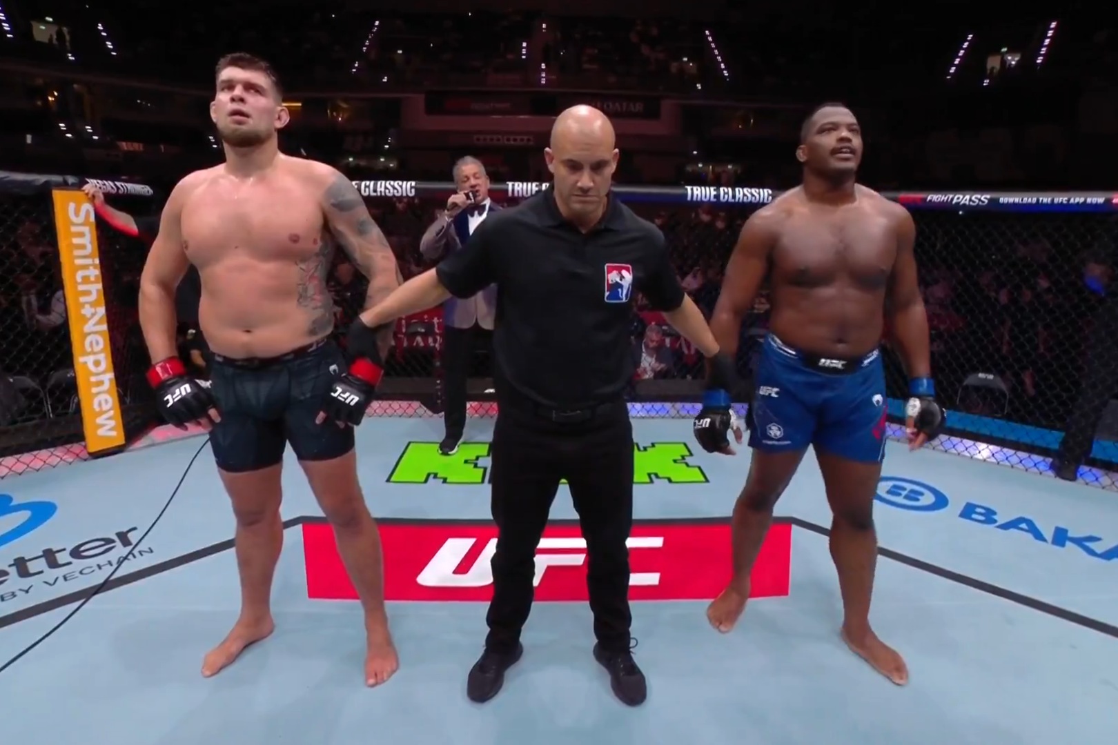 Polak zadebiutował w UFC! Decydowali sędziowie