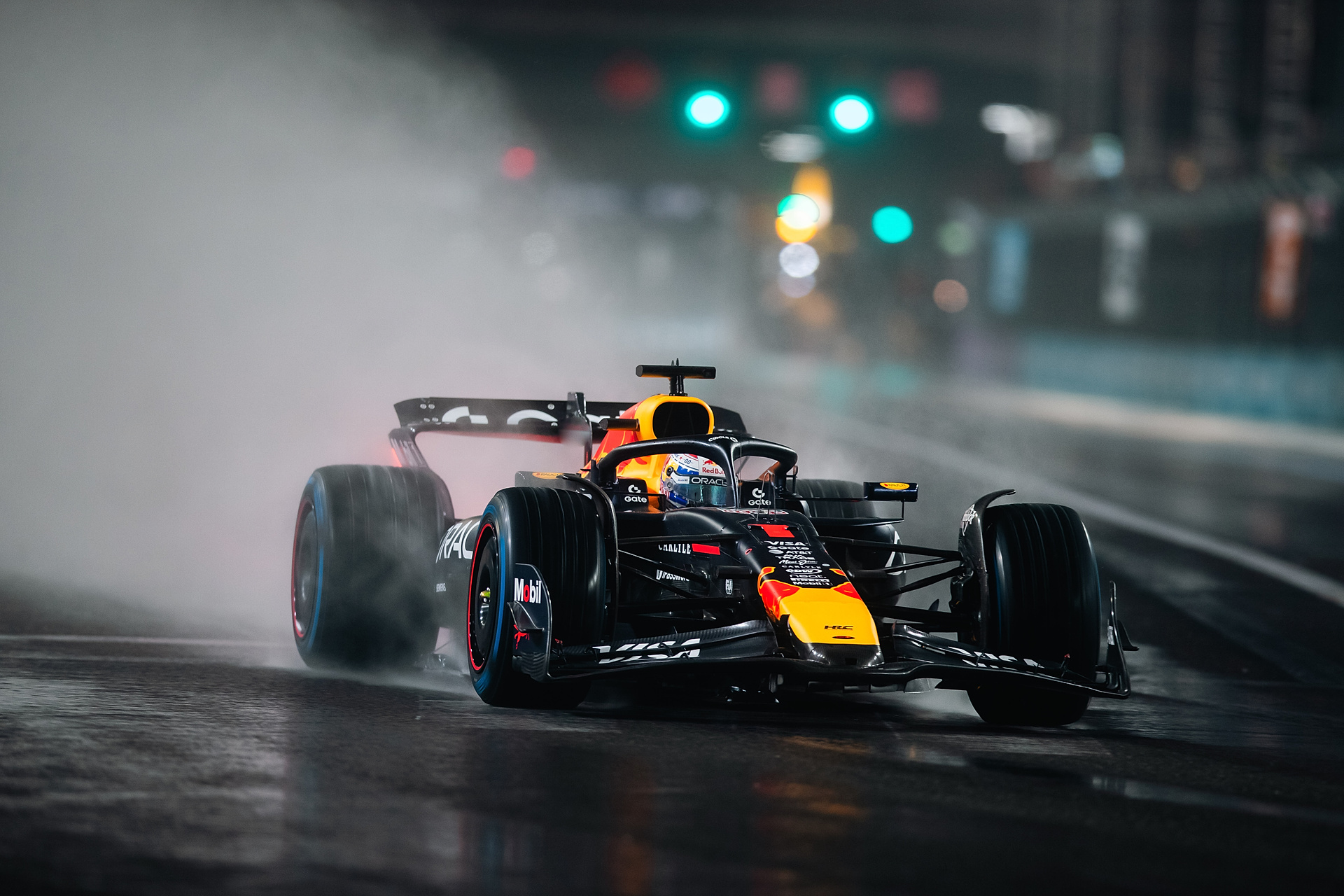 Przełamanie Verstappena! Zdecydowane zwycięstwo w Las Vegas