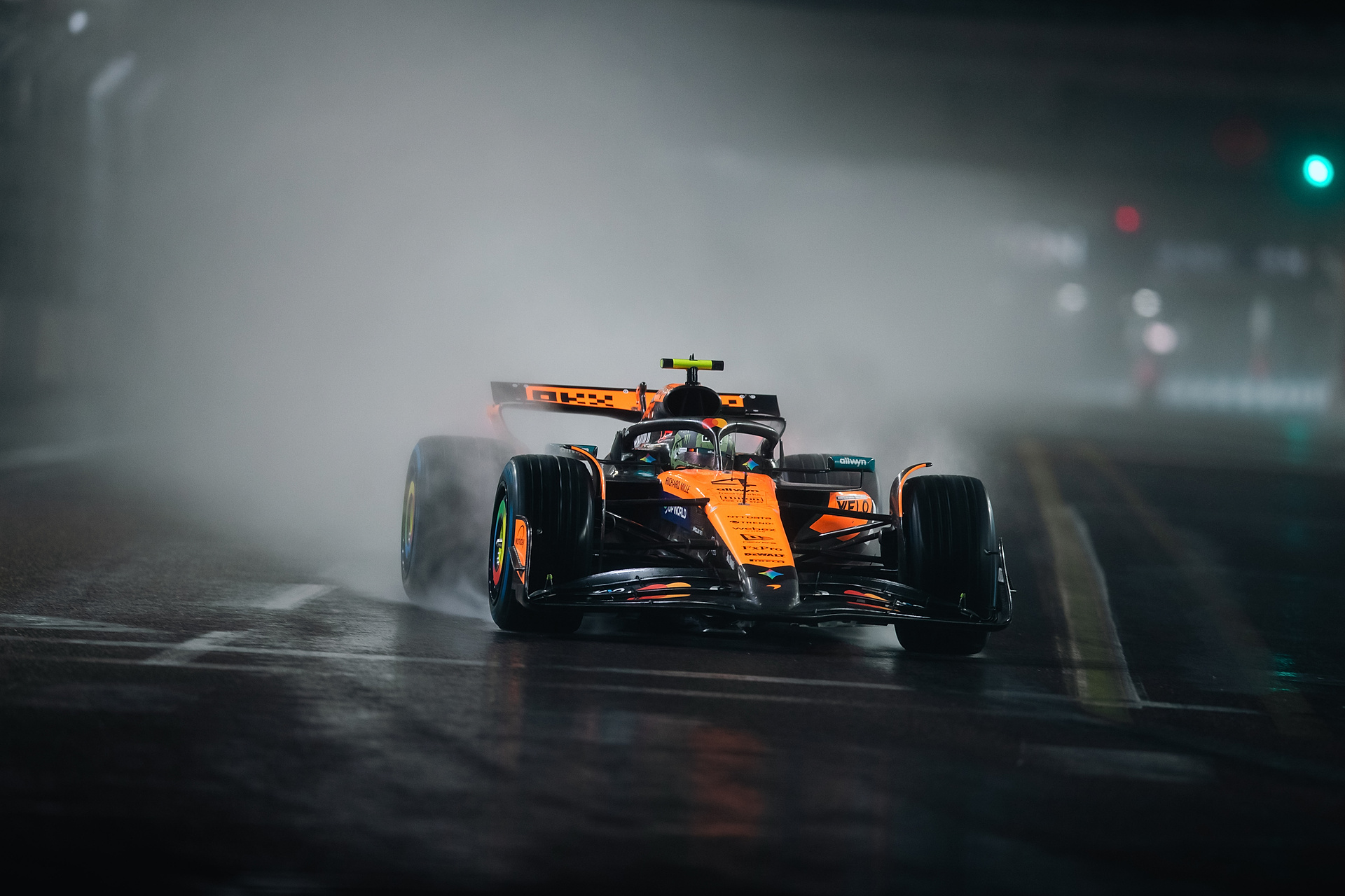 Zwrot w walce o mistrzostwo F1! Podwójna dyskwalifikacja!