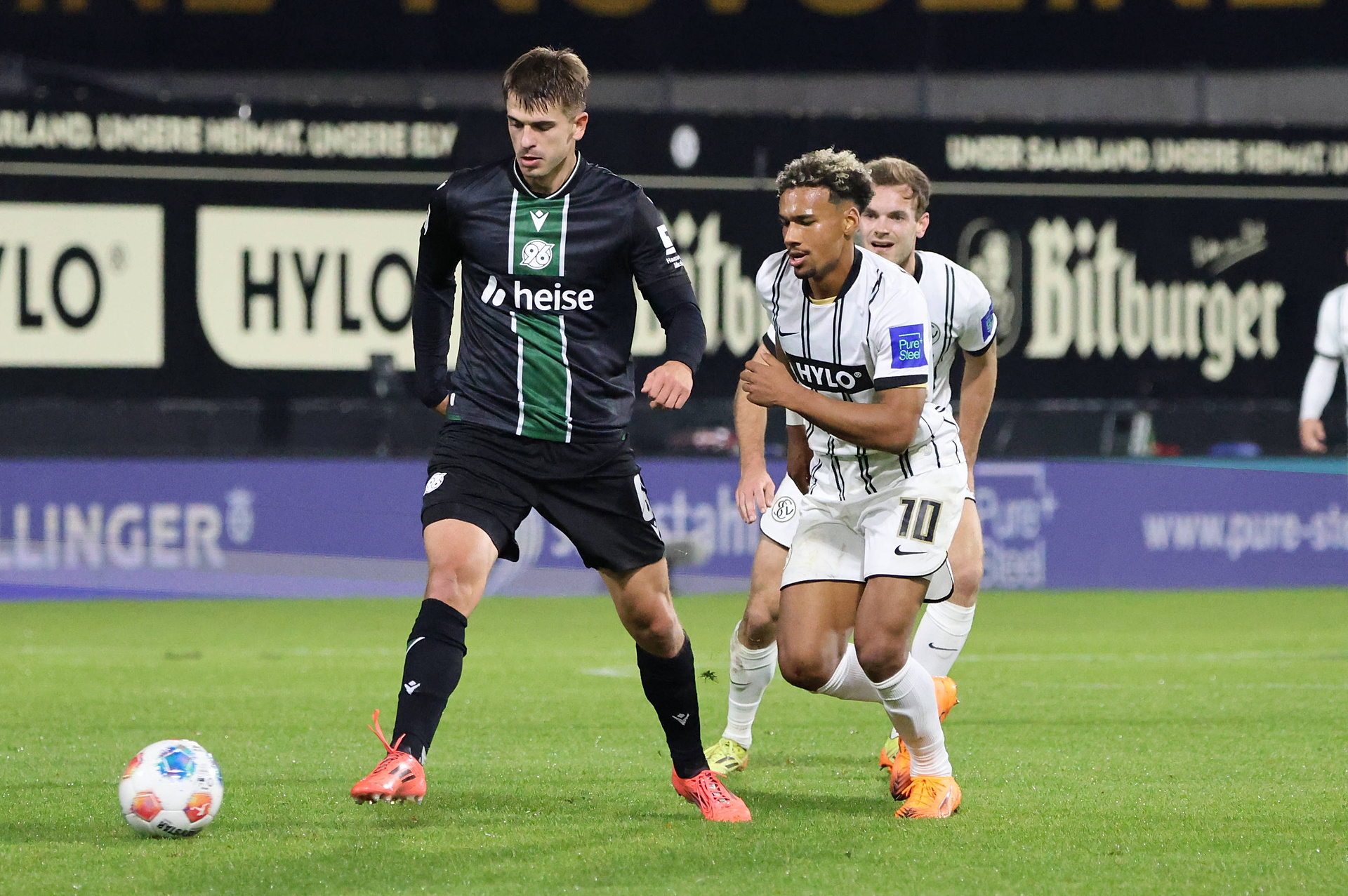 Kapitalny mecz Polaka w Niemczech. Asystował byłej gwieździe Ekstraklasy