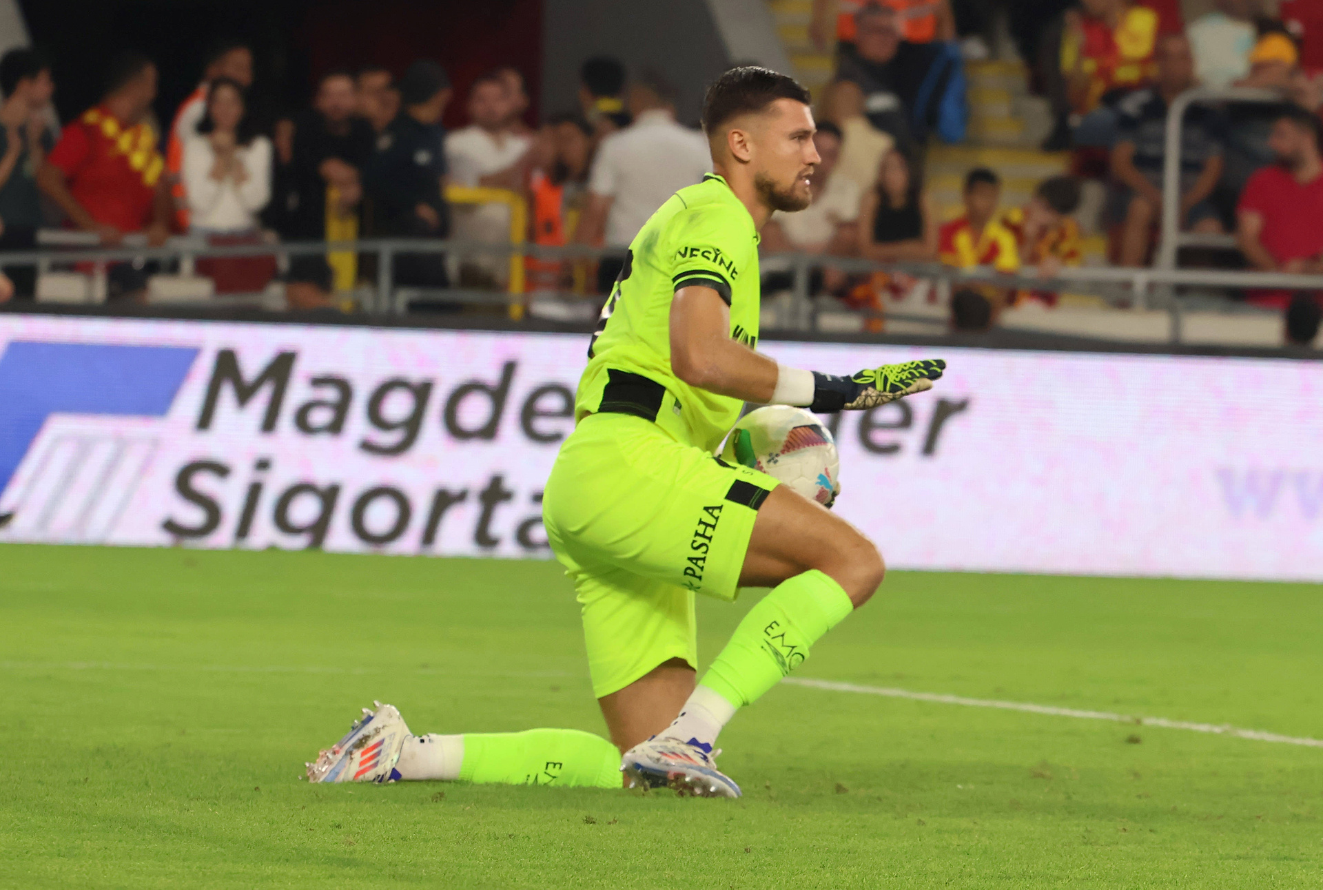 Świetna passa Polaka za granicą. Jest bezdyskusyjnie najlepszy w lidze