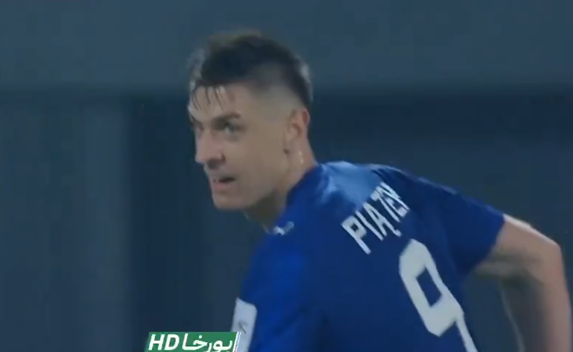 Piątek i spółka rozbili zespół gwiazd. Polak z golem