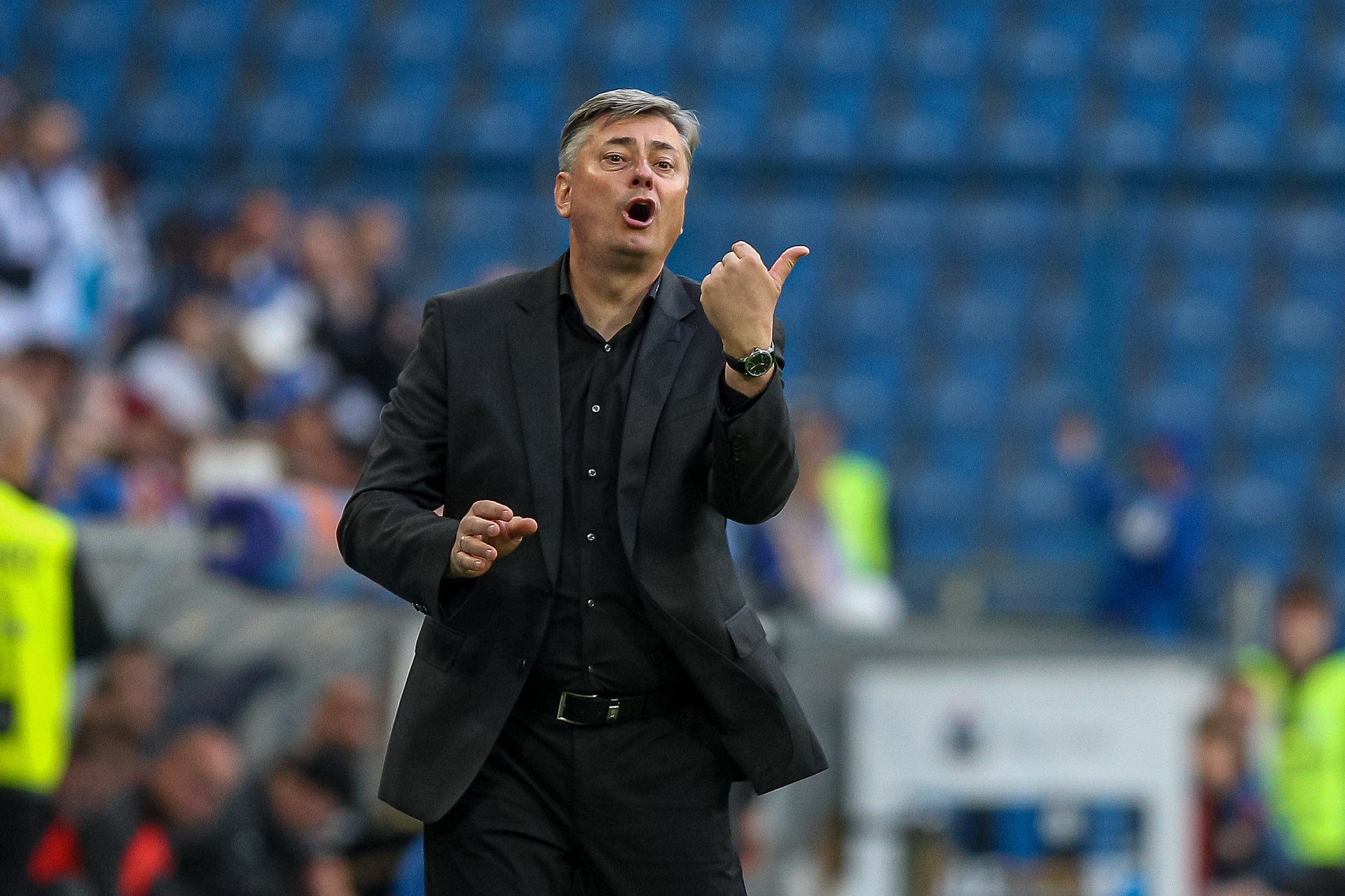 Skorża wściekł się po blamażu. "Messi k***a. C***a pokazałeś"