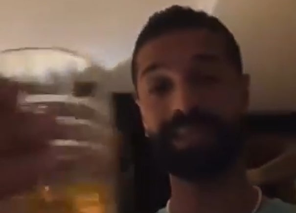 Były reprezentant Iranu przyłapany z alkoholem. Klub go zawiesił [WIDEO]